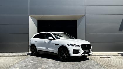 2022 JAZDENÉ VOZIDLÁ Jaguar F-Pace Fuji White 2.0D 204k AWD Auto  SE