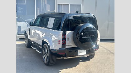 Defender 110 1
