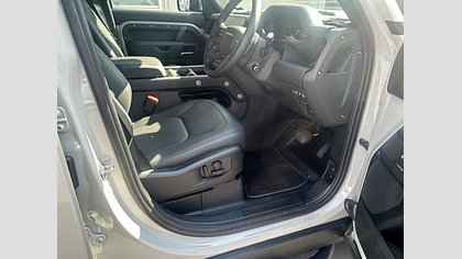 Defender 110 14