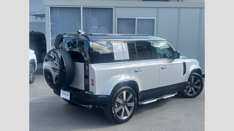 2025 認定中古車 Land Rover Defender 110 ボラスコグレイ P300e プラグインハイブリッド X-Dynamic HSE