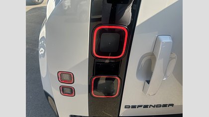 Defender 110 37