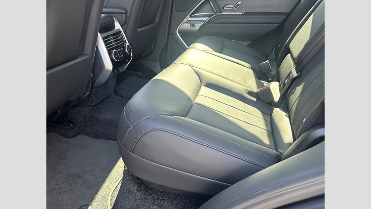 2025 認定中古車 Land Rover Range Rover カルパチアングレイ D350 AWD MHEV（AT） スタンダードホイールベース SE