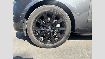 Range Rover 51