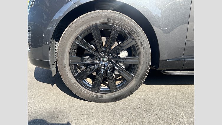 2025 認定中古車 Land Rover Range Rover カルパチアングレイ D350 AWD MHEV（AT） スタンダードホイールベース SE