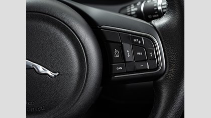 E-Pace 14