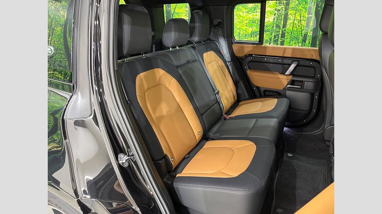 2023 認定中古車 Land Rover Defender 110 サントリーニブラック D300 AWD（AT） X-DYNAMIC HSE