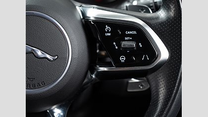 E-Pace 16