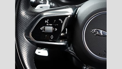 E-Pace 17