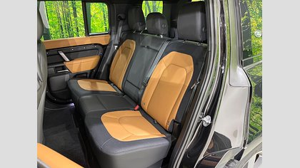 Defender 110 14