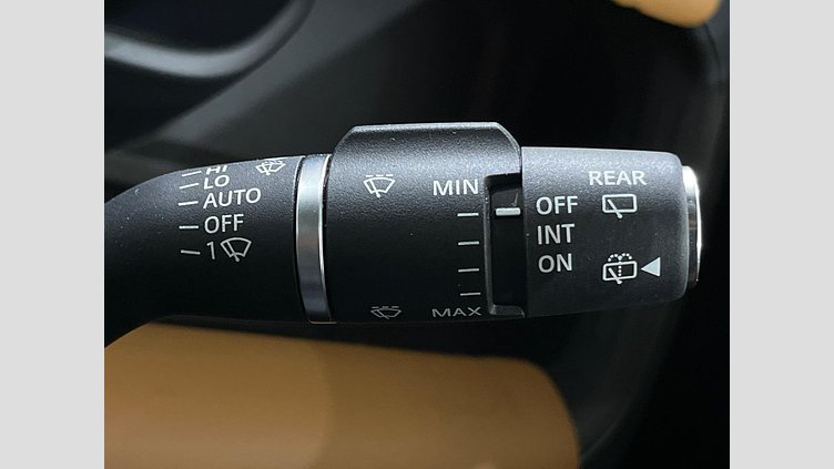 2023 認定中古車 Land Rover Defender 110 サントリーニブラック D300 AWD（AT） X-DYNAMIC HSE