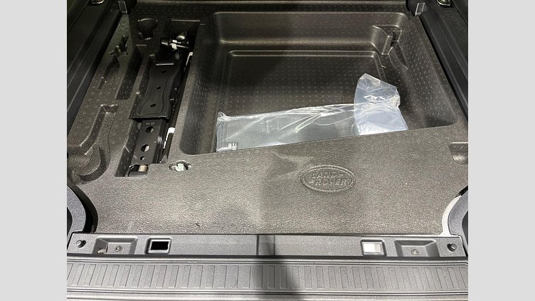 2023 認定中古車 Land Rover Defender 110 サントリーニブラック D300 AWD（AT） X-DYNAMIC HSE