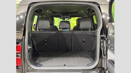 Defender 110 11