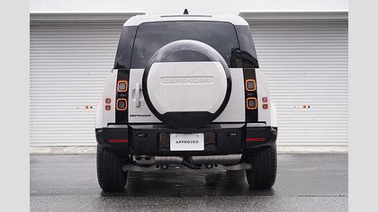 Defender 90 6