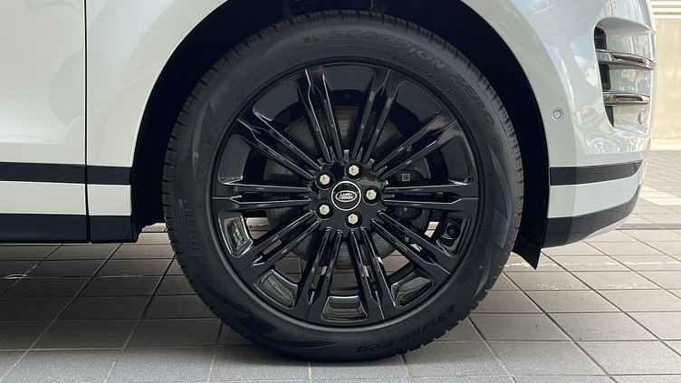 2025 新車 Land Rover Range Rover Evoque 富士白　Fuji White P250 汽油輕油電混合 標準軸距 Dynamic SE