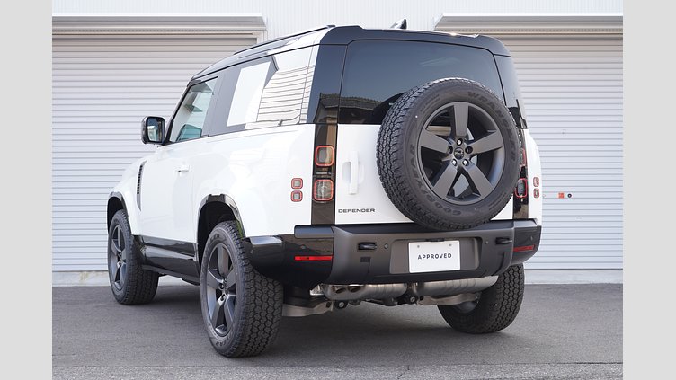 2025 認定中古車 Land Rover Defender 90 フジホワイト D350 ディーゼルマイルドハイブリッド X-Dynamic HSE