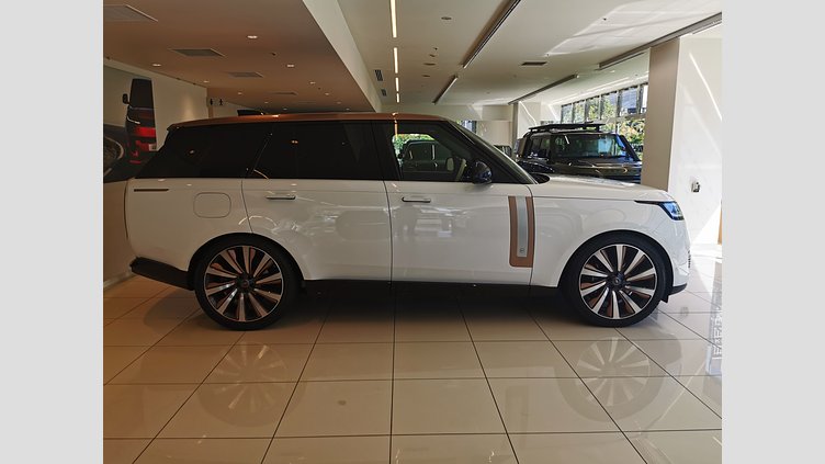 2023 認定中古車 Land Rover Range Rover オストゥーニパールホワイト P530 AWD（AT） スタンダードホイールベース SV