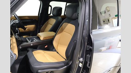 Defender 110 2