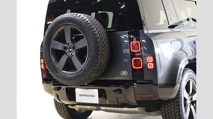 Defender 110 14