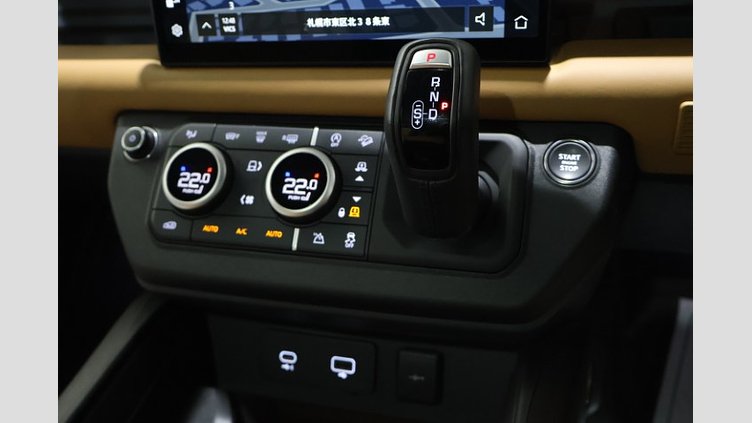 2022 認定中古車 Land Rover Defender 110 カルパチアングレイ D300 AWD（AT） X-DYNAMIC HSE