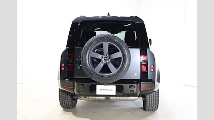 Defender 110 6