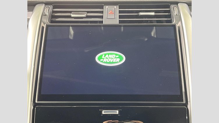 2024 認定中古車 Land Rover Discovery フジホワイト D350マイルドハイブリッド（ディーゼル） Dynamic SE