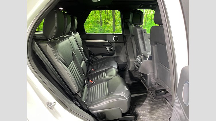 2024 認定中古車 Land Rover Discovery フジホワイト D350マイルドハイブリッド（ディーゼル） Dynamic SE