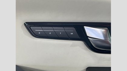 Range Rover Evoque 12