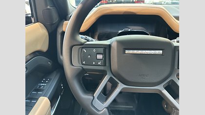 Defender 110 16
