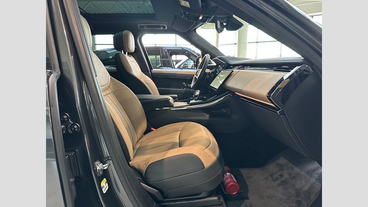 2026 Nowy Land Rover Range Rover Sport Szary Carpathian Grey P460e Benzyna PHEV SWB Dynamic HSE