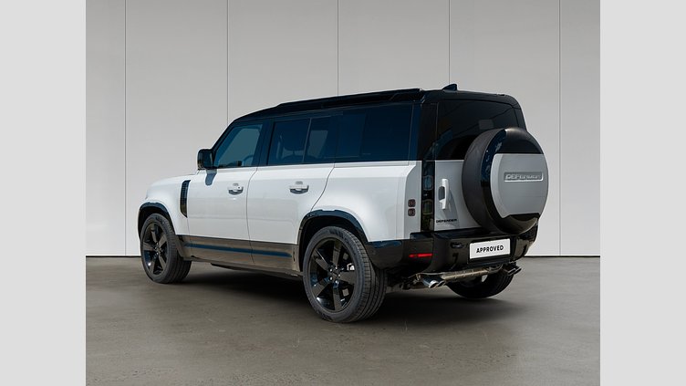 2025 Approved Land Rover Defender 110 Borasco Grey P425 z silnikiem benzynowym V8 X-Dynamic HSE
