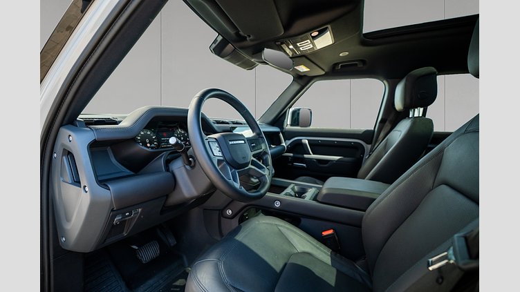 2025 Approved Land Rover Defender 110 Borasco Grey P425 z silnikiem benzynowym V8 X-Dynamic HSE