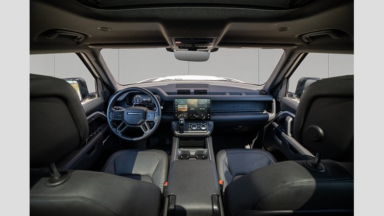 2025 Approved Land Rover Defender 110 Borasco Grey P425 z silnikiem benzynowym V8 X-Dynamic HSE