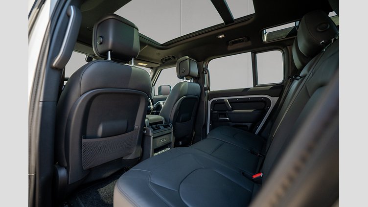 2025 Approved Land Rover Defender 110 Borasco Grey P425 z silnikiem benzynowym V8 X-Dynamic HSE