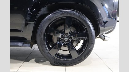 Defender 110 8