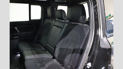 Defender 110 4