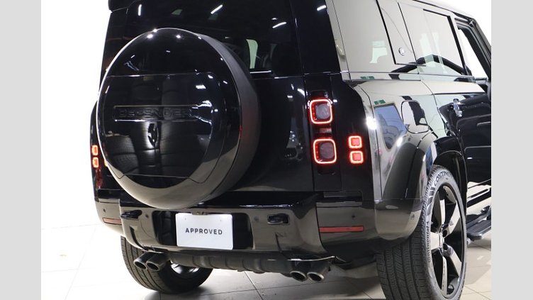 2024 認定中古車 Land Rover Defender 110 サントリーニブラック P525 AWD (AT) V8