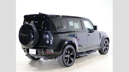 Defender 110 17