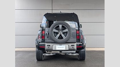 Defender 110 4