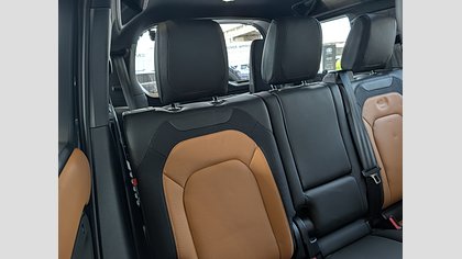 Defender 110 9