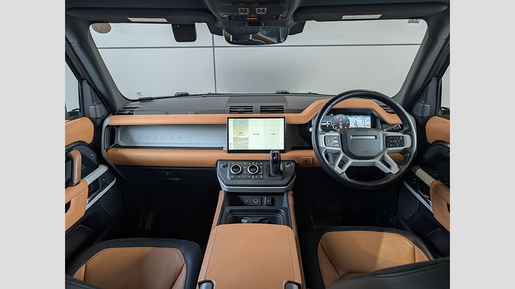2023 認定中古車 Land Rover Defender 110 カルパチアングレイ D300 AWD（AT） X-DYNAMIC HSE