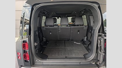 Defender 110 23