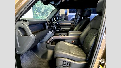 Defender 110 10