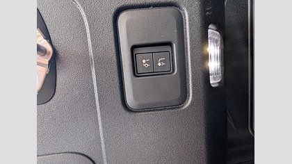 Defender 110 24