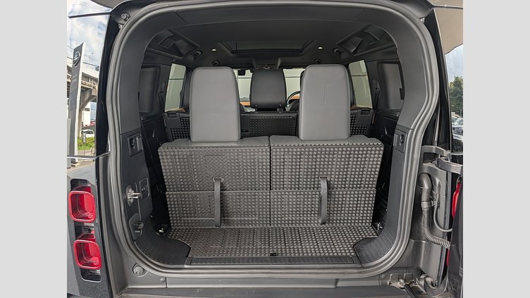 2023 認定中古車 Land Rover Defender 110 カルパチアングレイ D300 AWD（AT） X-DYNAMIC HSE
