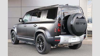 Defender 110 1
