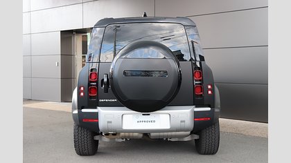 Defender 110 6