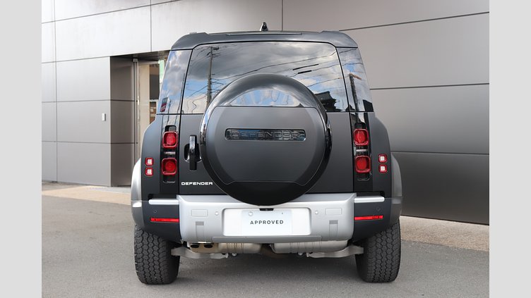2023 認定中古車 Land Rover Defender 110 Santorini Black 3.0 litre i6D S