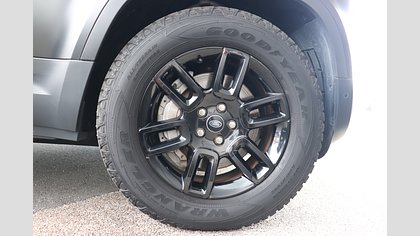 Defender 110 8