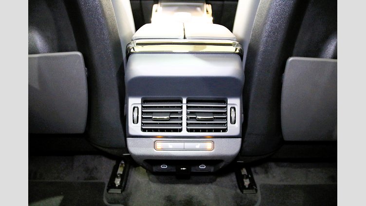 2025 認定中古車 Land Rover Range Rover Evoque サントリーニブラック プラグインハイブリッド（ガソリン） DYNAMIC HSE