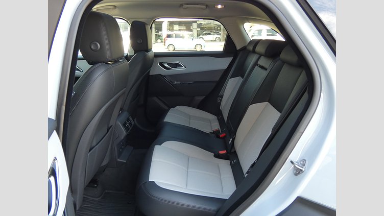 2024 認定中古車 Land Rover Range Rover Velar アロイオスグレイ P400eプラグインハイブリッド（ガソリン） スタンダードホイールベース Dynamic SE